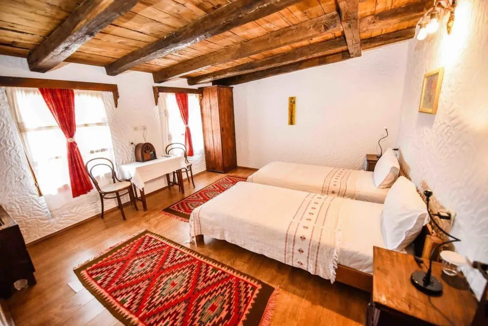 Отель Tradita Geg & Tosk