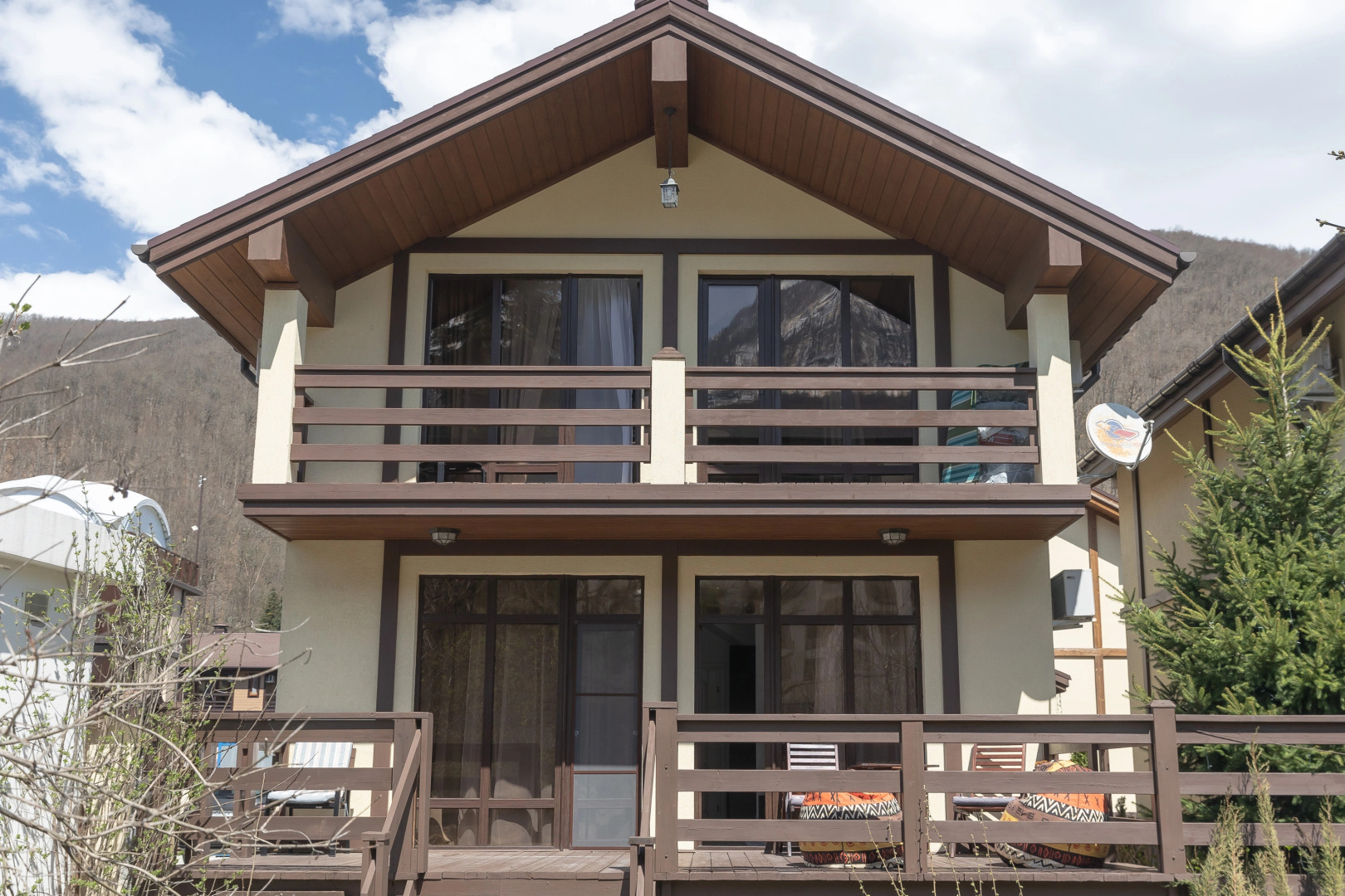 Частный Дом с Видом на Горы Напротив Казино Сочи