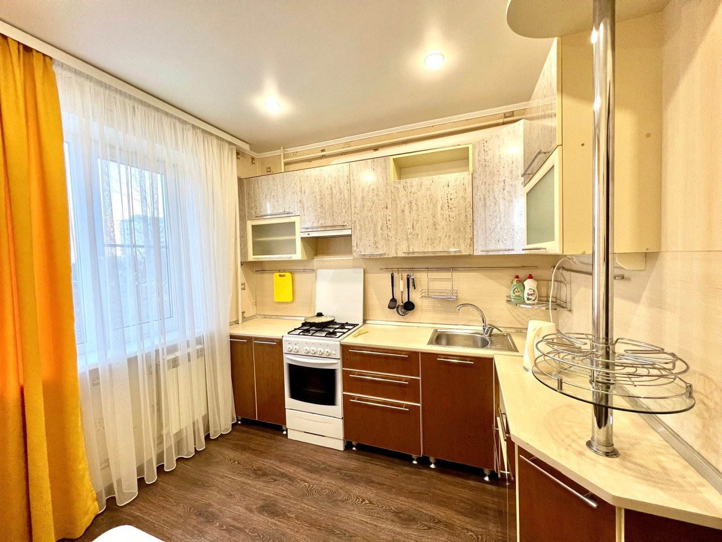 Апартаменты Карла Маркса 70