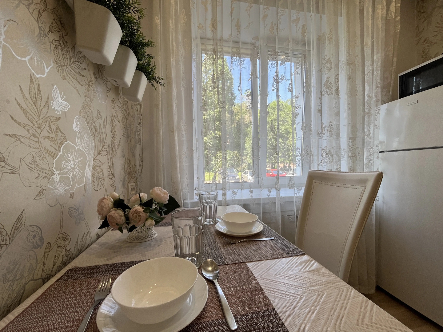 Апартаменты Unique Apart Каштан рядом с РИАцентром, КузГТУ и кинотеатром Космос на Демьяна Бедного 3