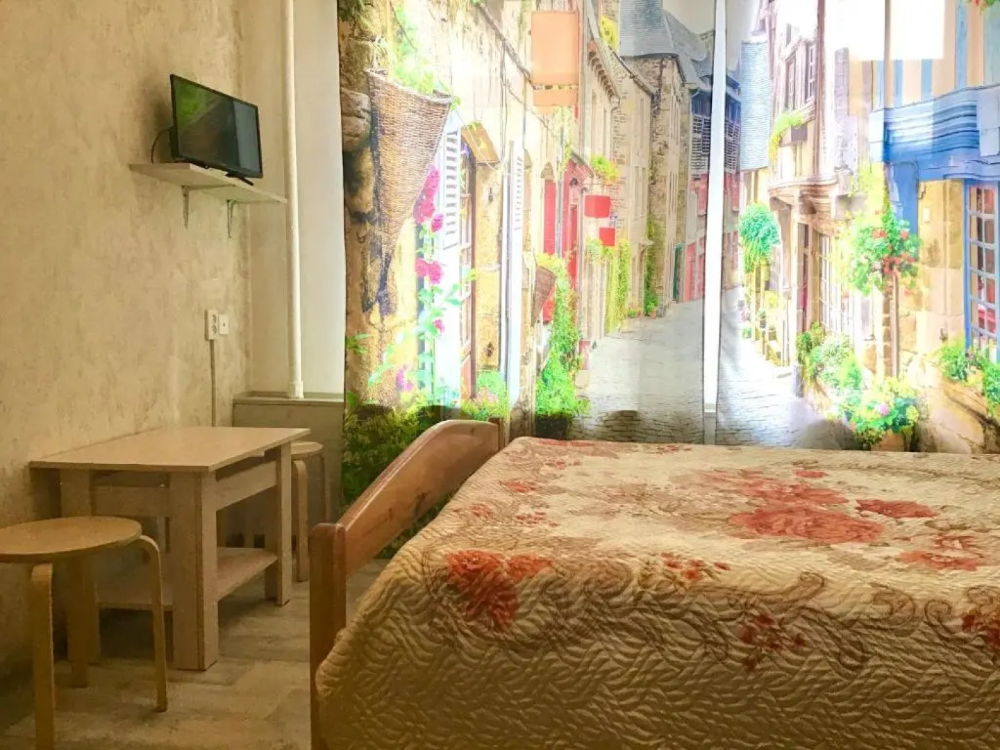 Мини-отель Эконом-отель Лира