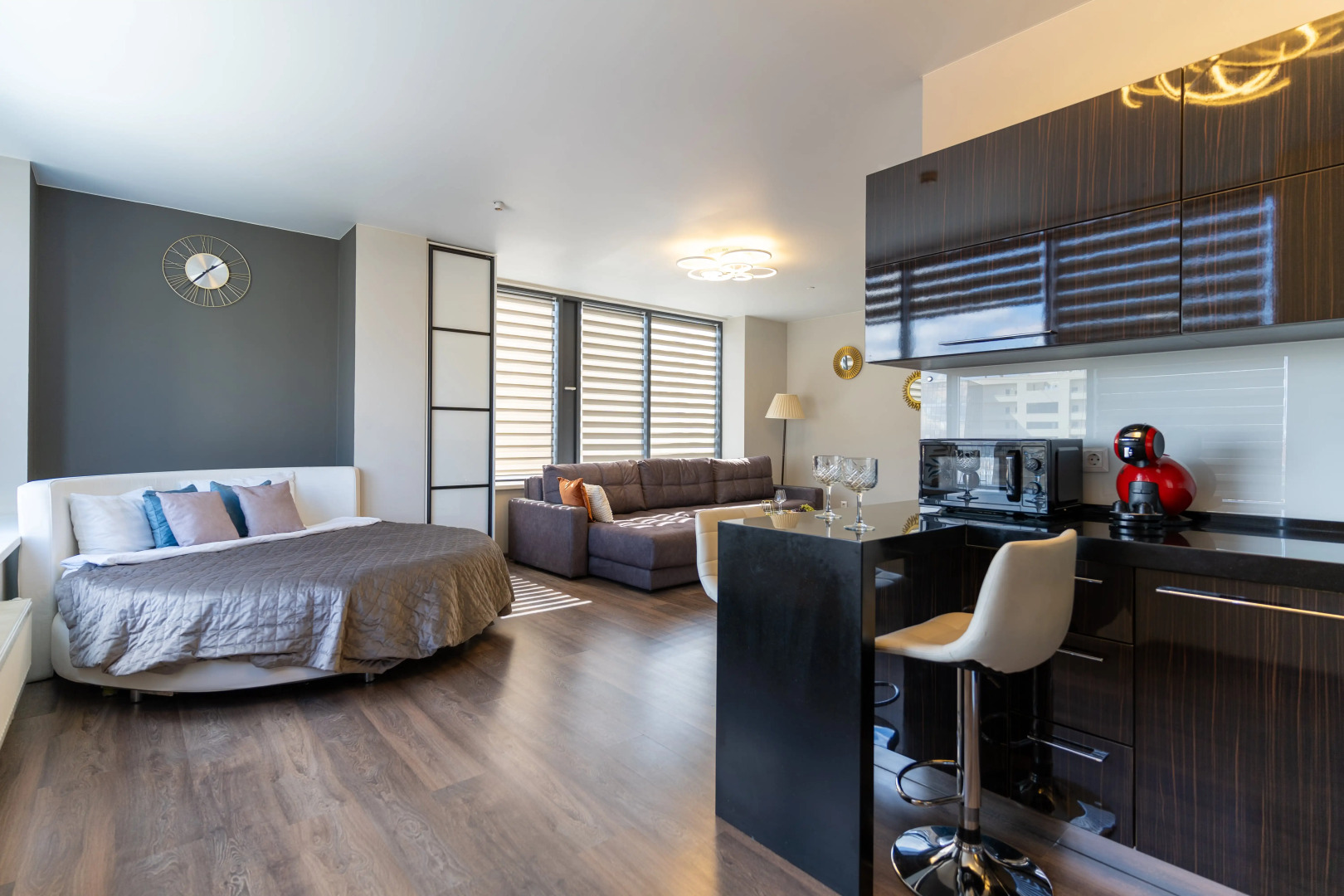 10 Угловые Апартаменты с прекрасным видом в Радиусе (19)