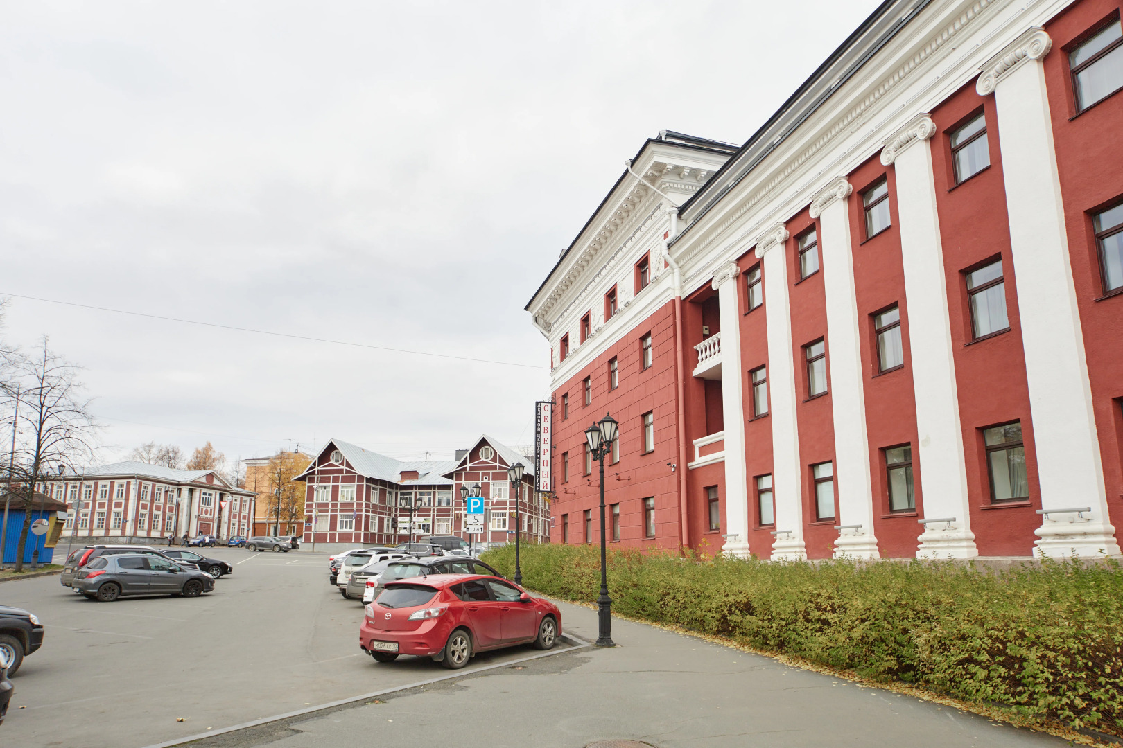 Отель Северная