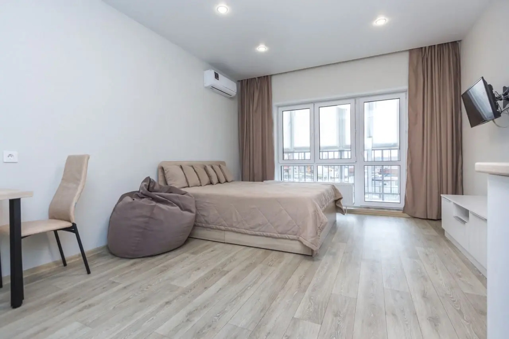 Квартира стильная уютная близко к центру