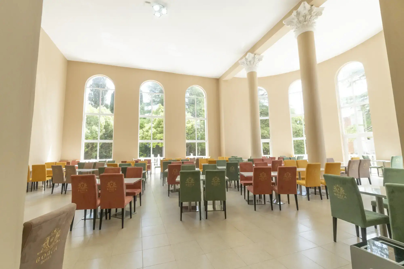 Отель Волга