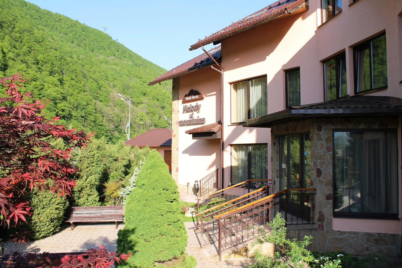 Отель Мелодия гор
