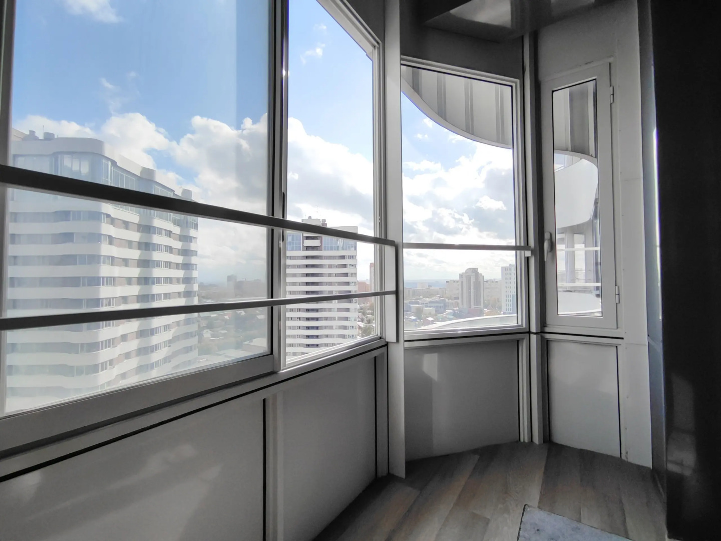 Апартаменты с Видом на Город