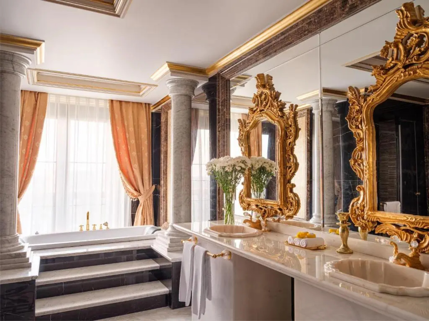 Отель Rixos Khadisha Shymkent