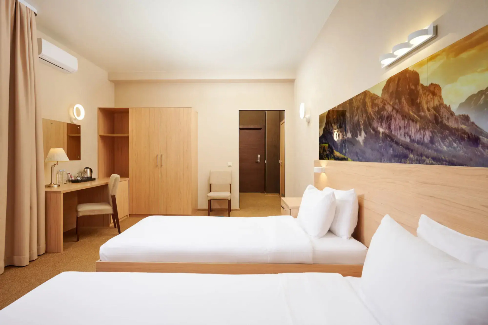 Отель AurA Aquarelle