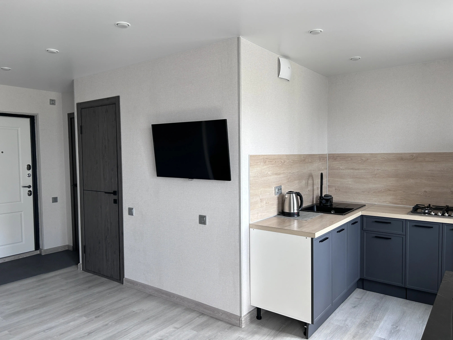 Квартира на улице Адоратского 53