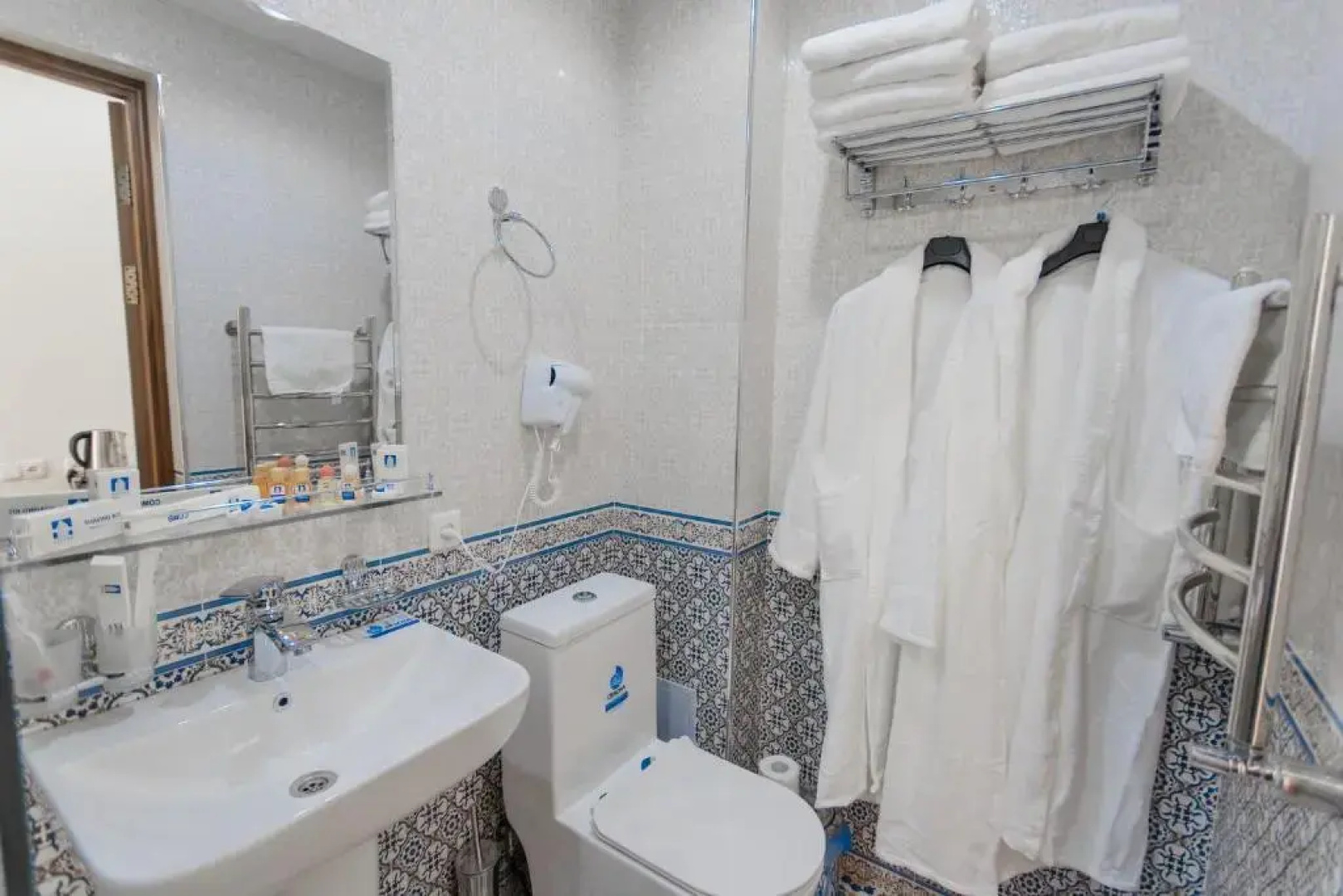 Diyor Gold Hotel