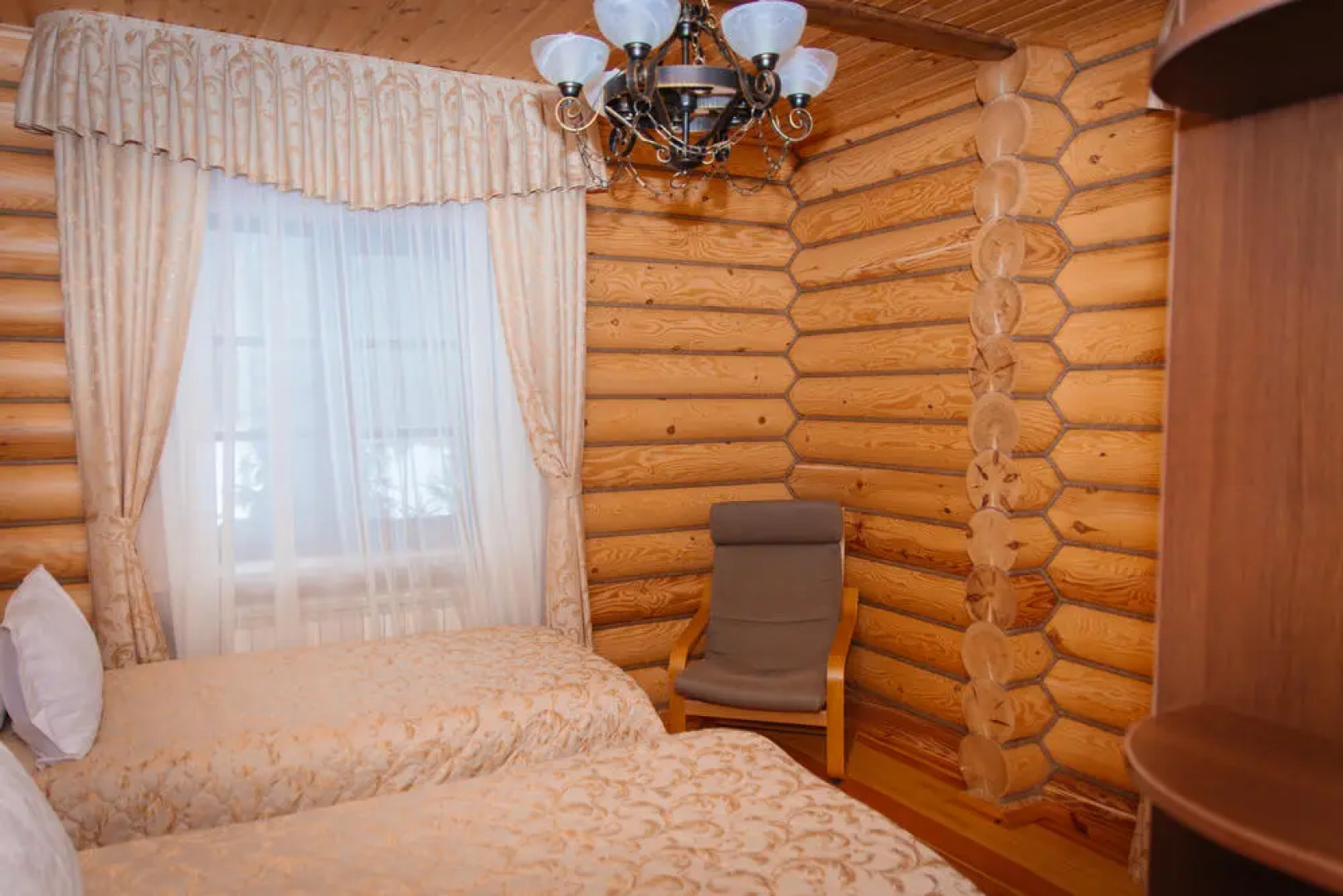 Эко-Отель "Заозерье"