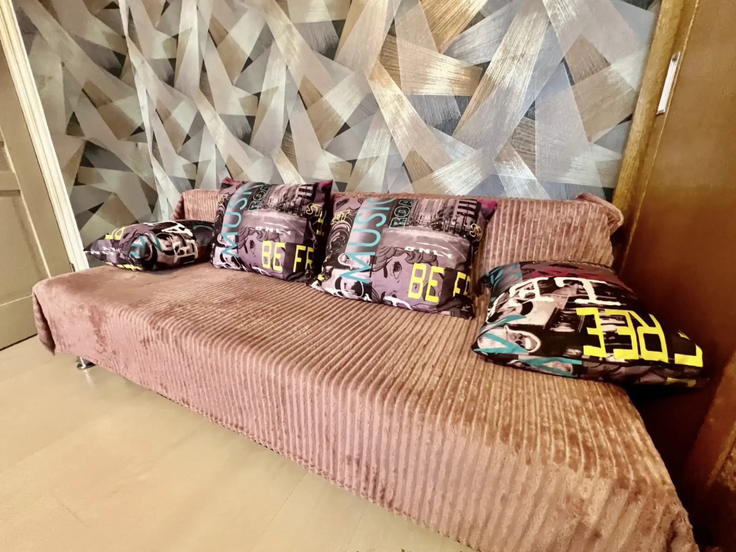 Апартаменты Люкс на Есенина 40