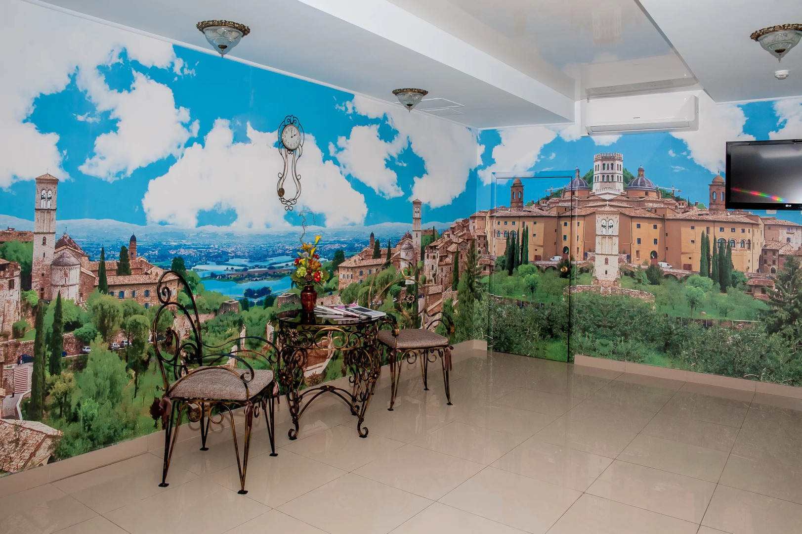 Отель Атриум