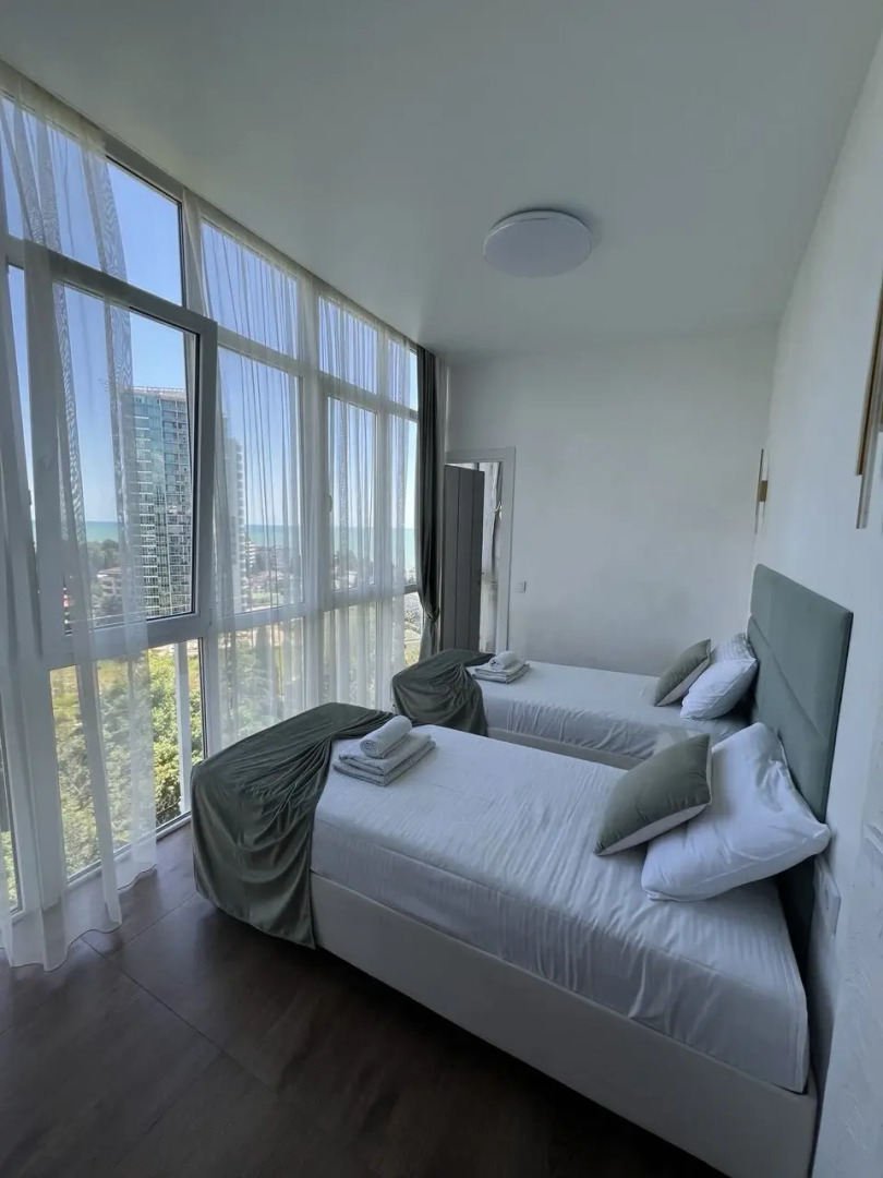 Апартаменты Svetlana District by the sea 4