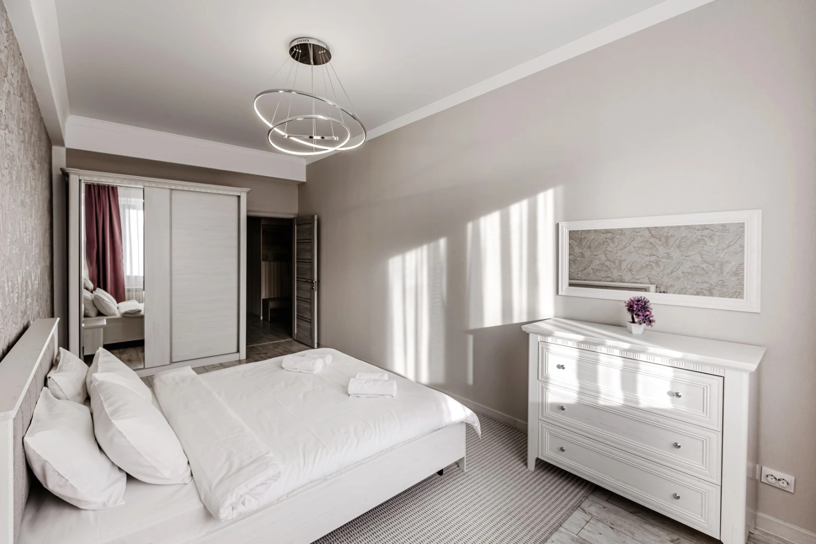 Апартаменты Фиалка от Ирины Савельевой + В курортной зоне + У входа в парк + Рядом Долина роз и Красное солнышко