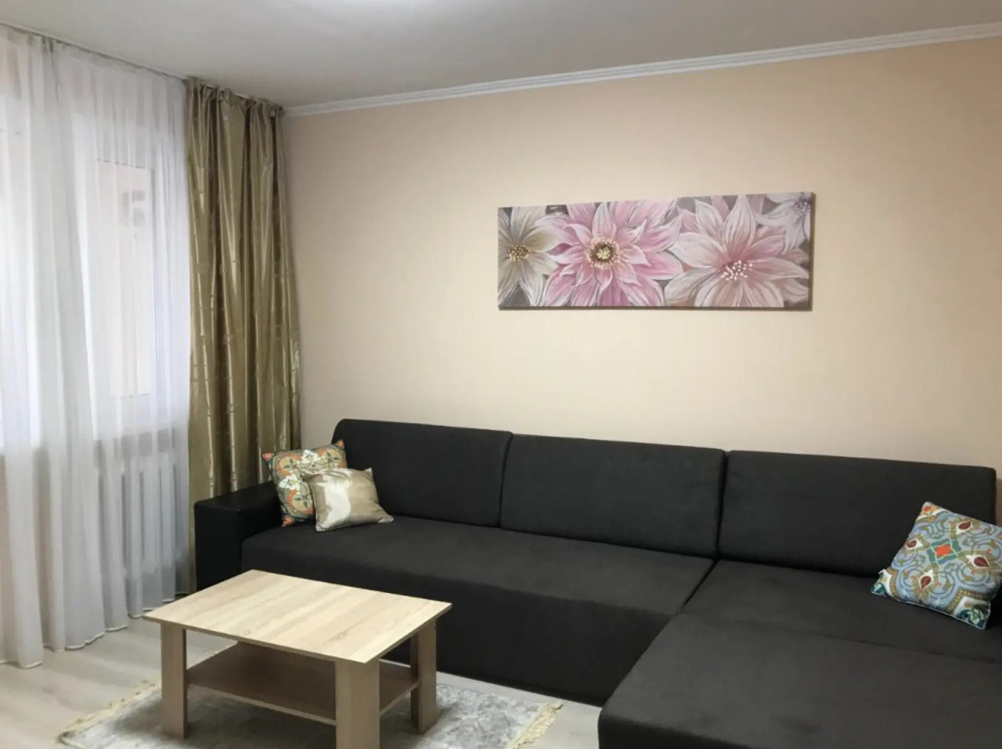 Апартаменты на Победы 111