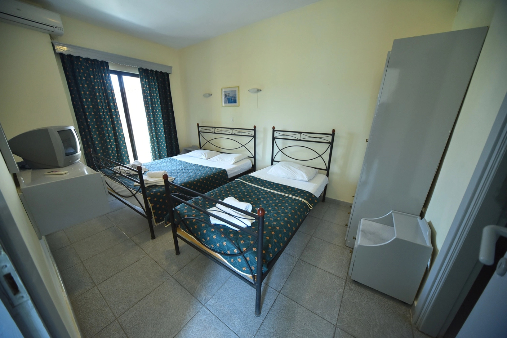 Отель Hanioti Grand Victoria