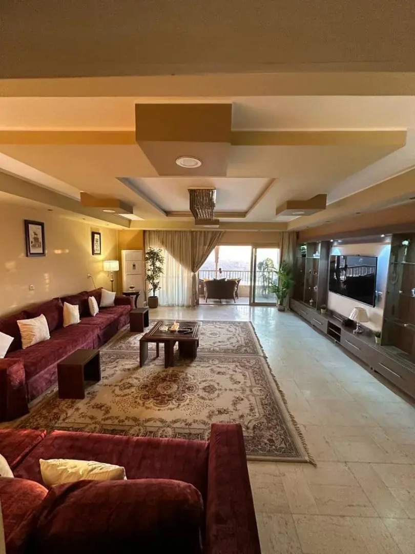 Апартаменты Luxury Nile View 23F Sleeps 5