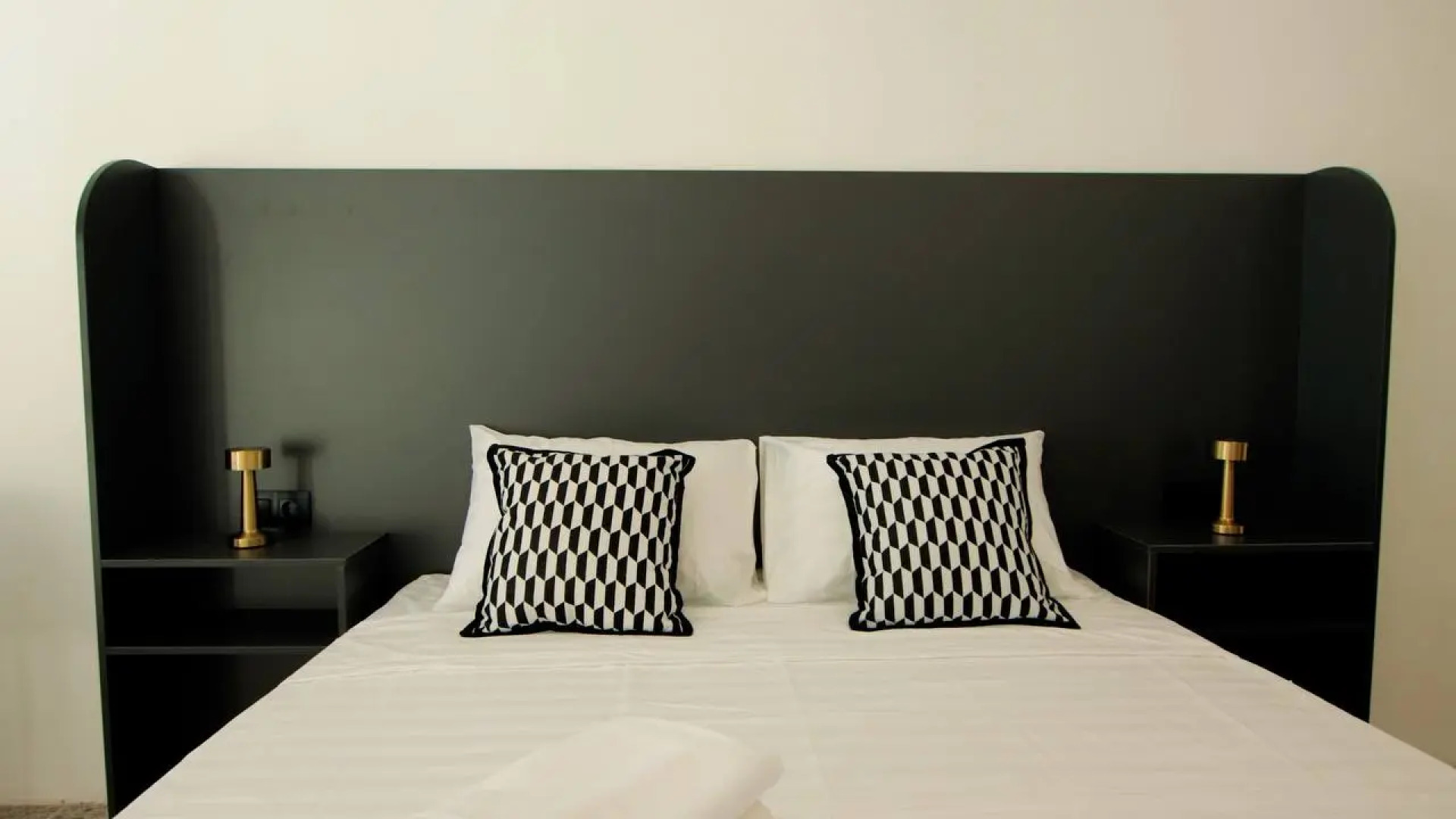 Отель FAMS HOTEL