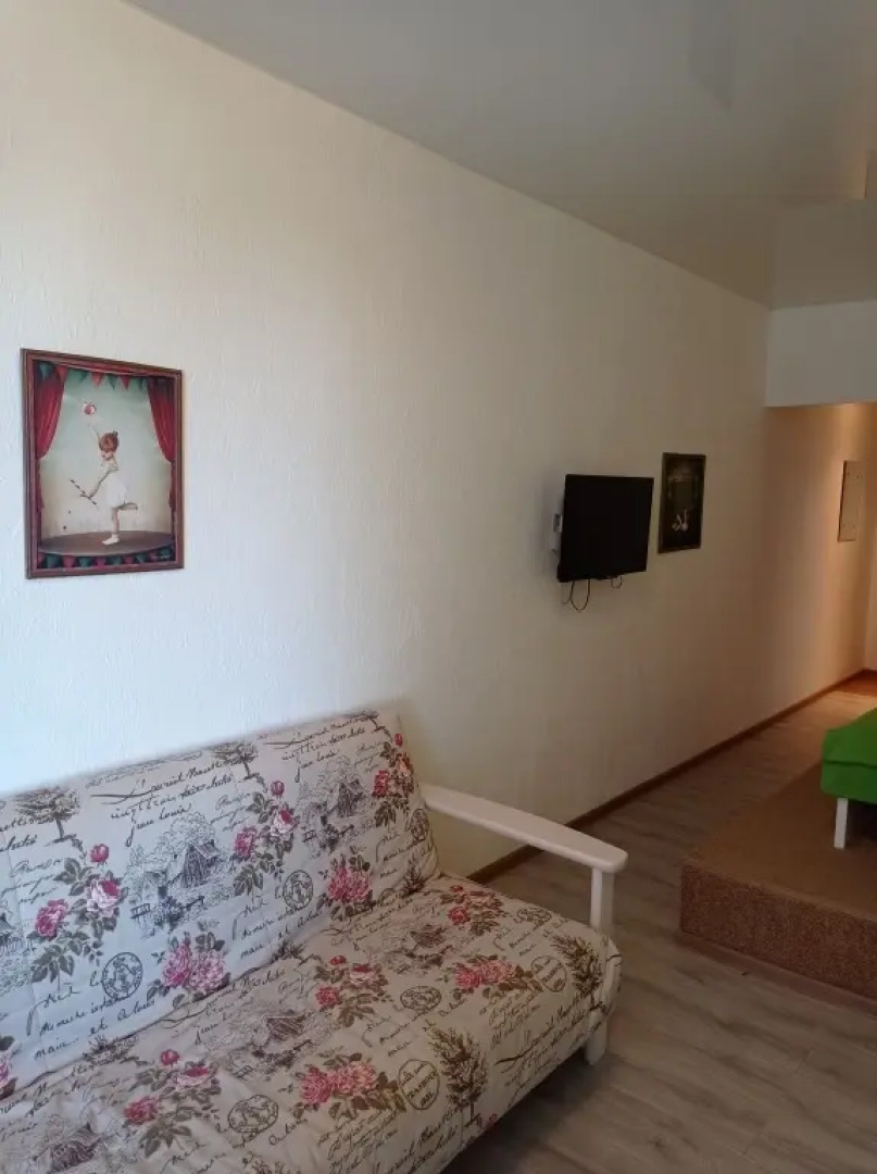 Апартаменты на Народной