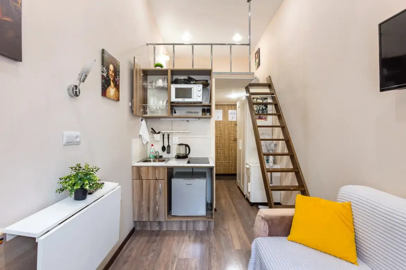 Апартаменты Roomstay Большой комфорт