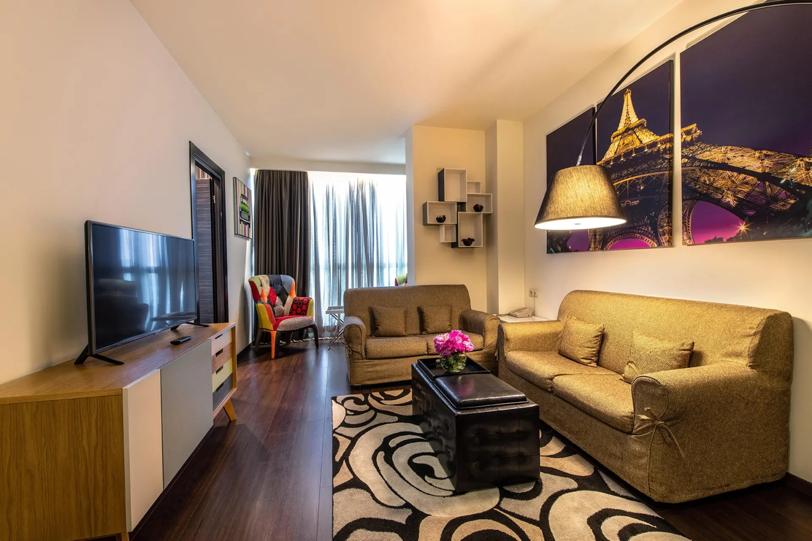 Гостиница Опера Сьют