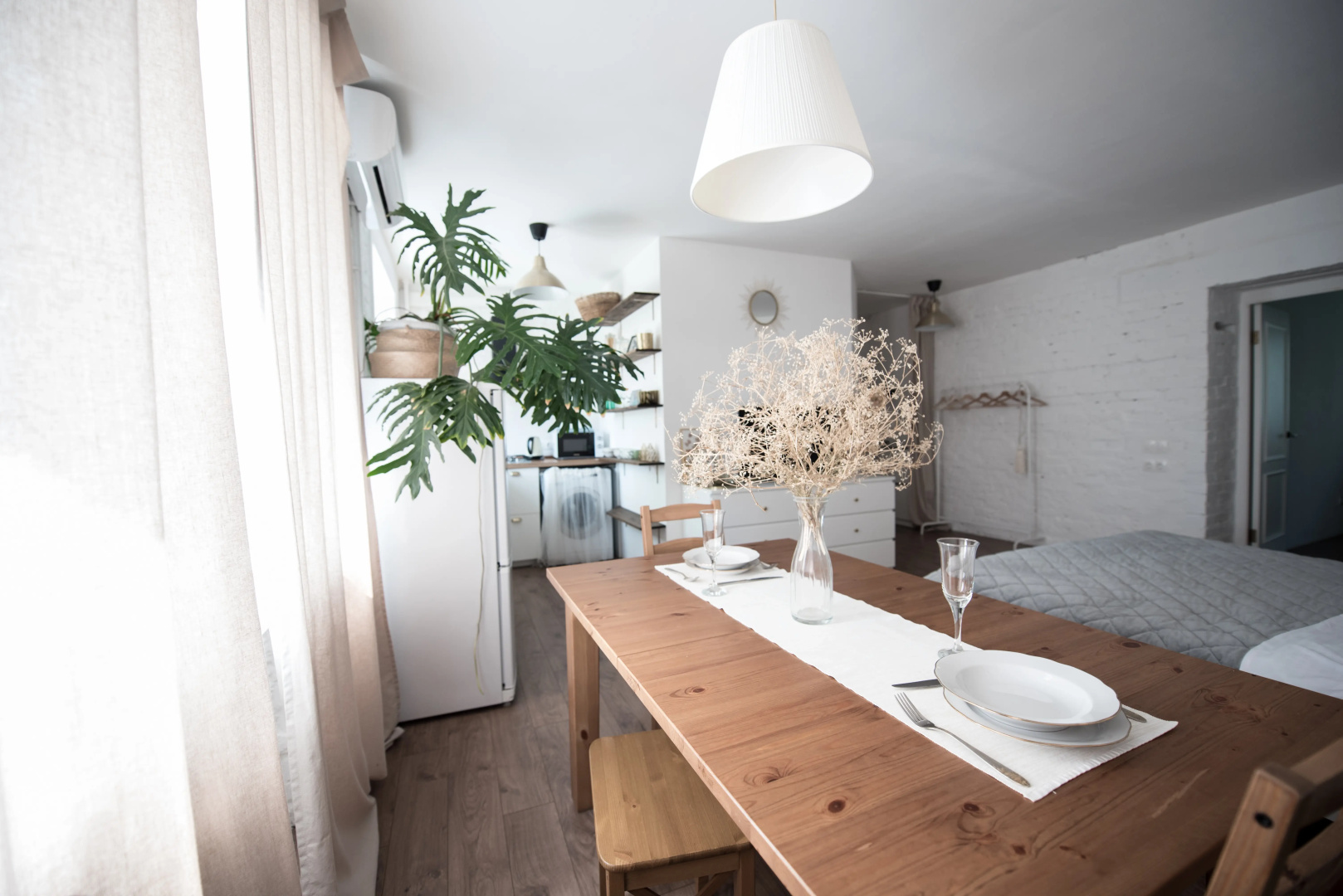 Апартаменты Smile Apartments Уютные в Самом Центре Города 1