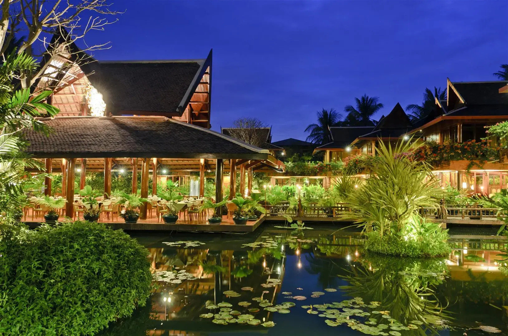 Отель Angkor Village