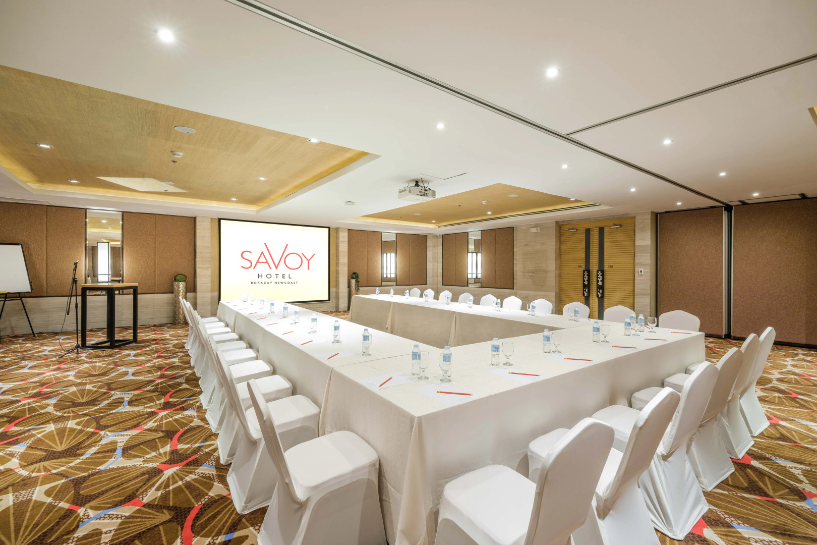 Отель Savoy Hotel Boracay