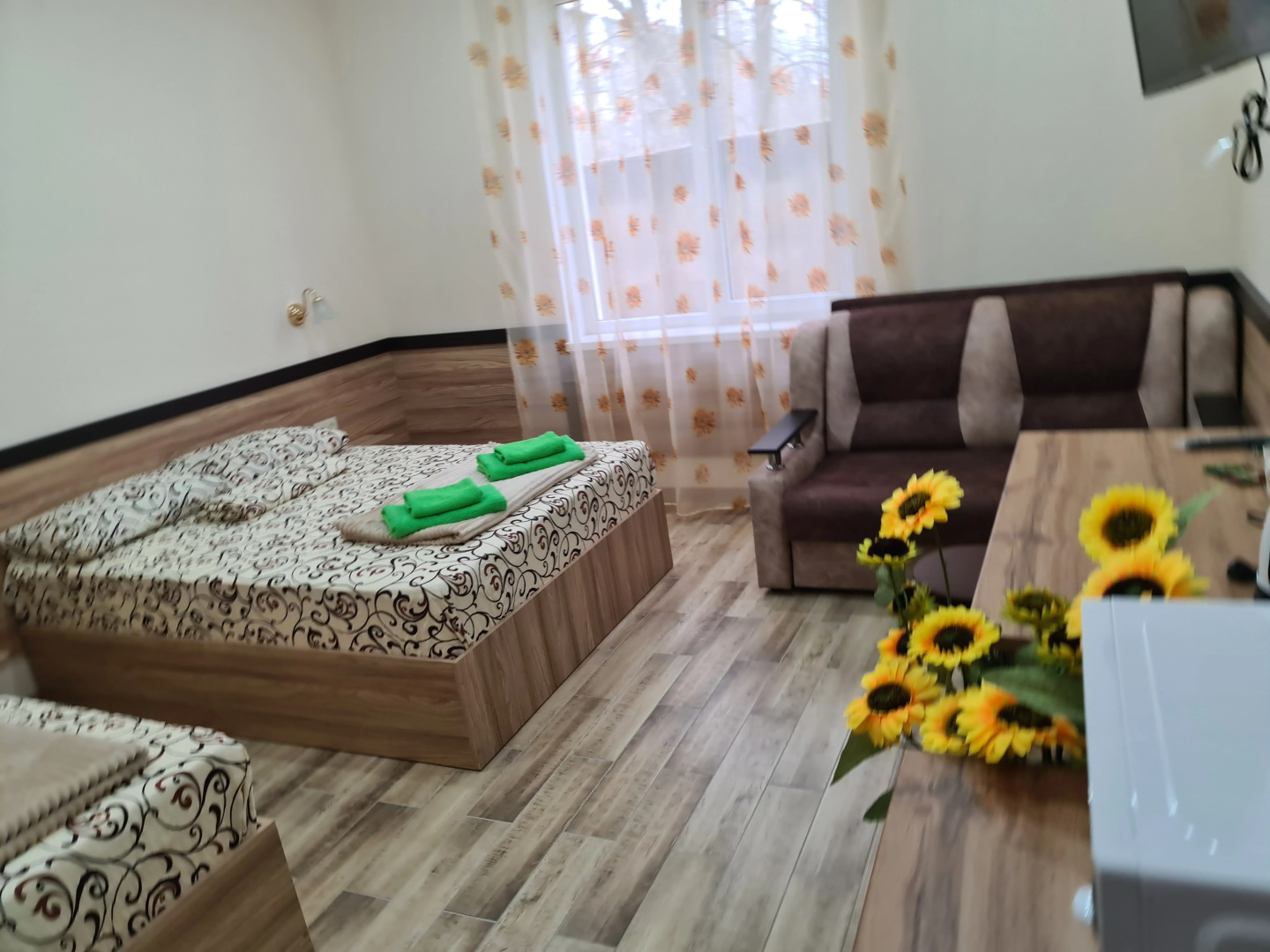 Отель Подсолнух