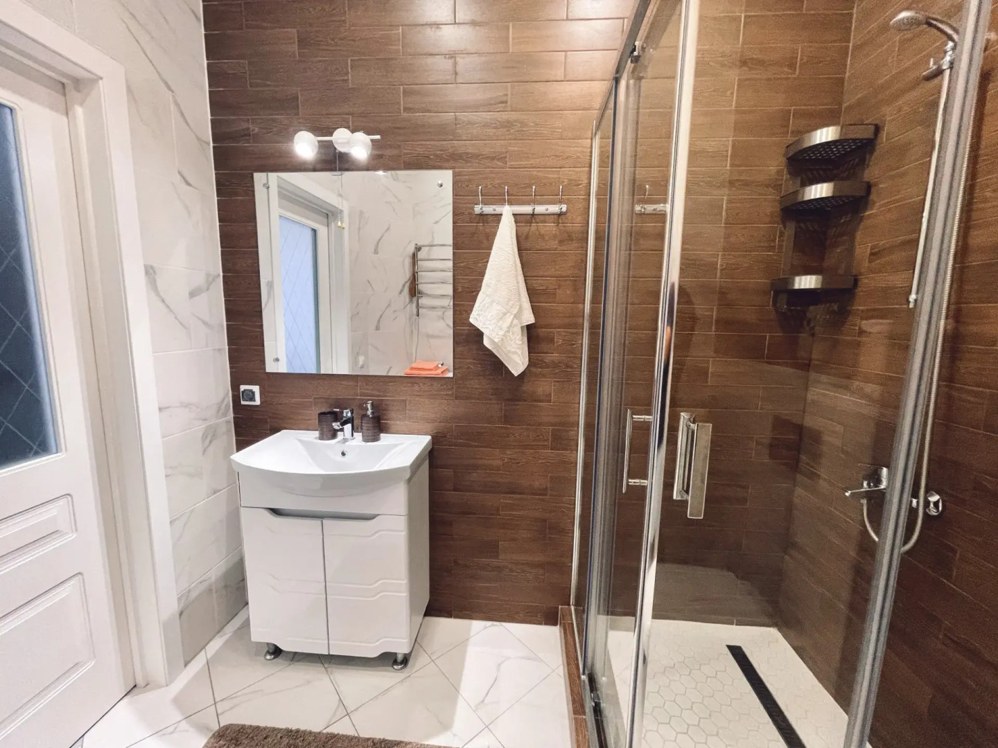 Квартира двухкомнатная  на Толстом мысе у моря до 6 человек