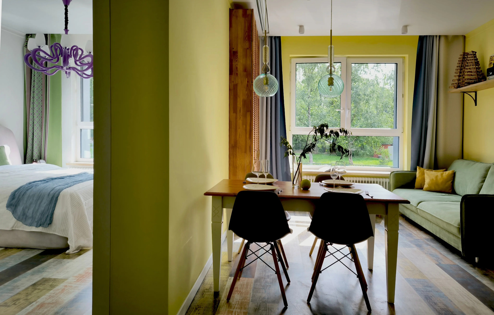 Квартира Комфортная с Просторной Гостиной, Спальней, Детской, Кабинетом и Двумя Санузлами