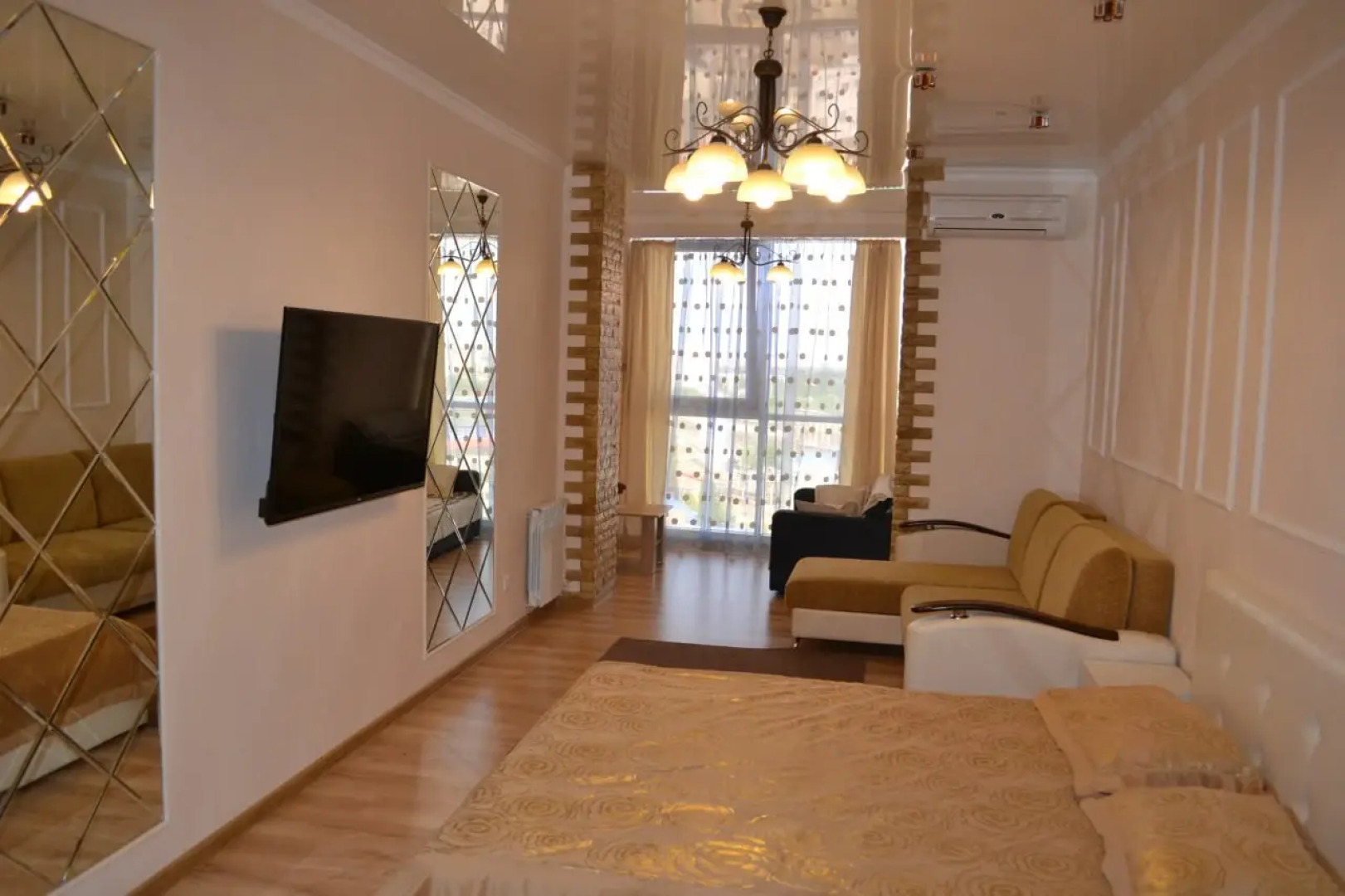 Апартаменты от Людмилы (Кольцовская 9)