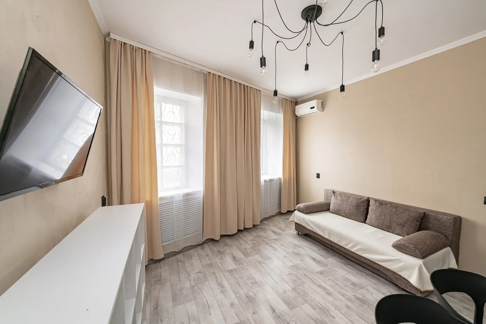 Апартаменты Трехкомнатные в самом центре города на Фокина 19