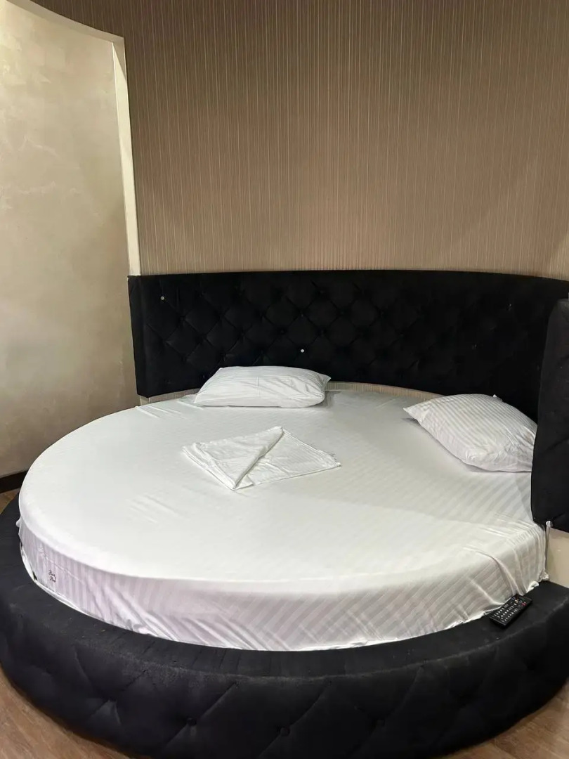 Отель Roma Yerevan & Tours