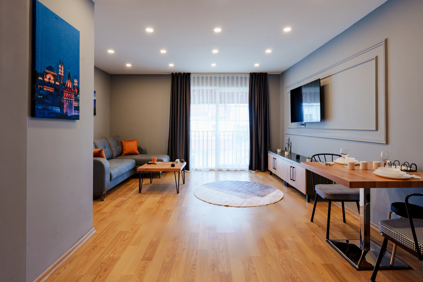 Отель Mrt Suites Lara