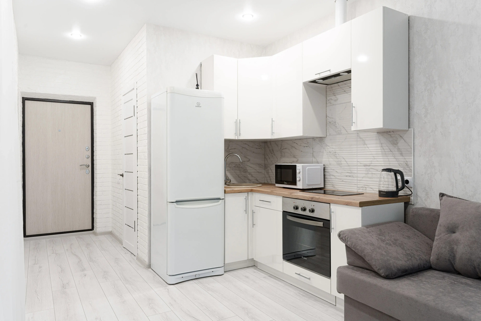 Апартаменты с Видом на Город в Районе Минск Мир