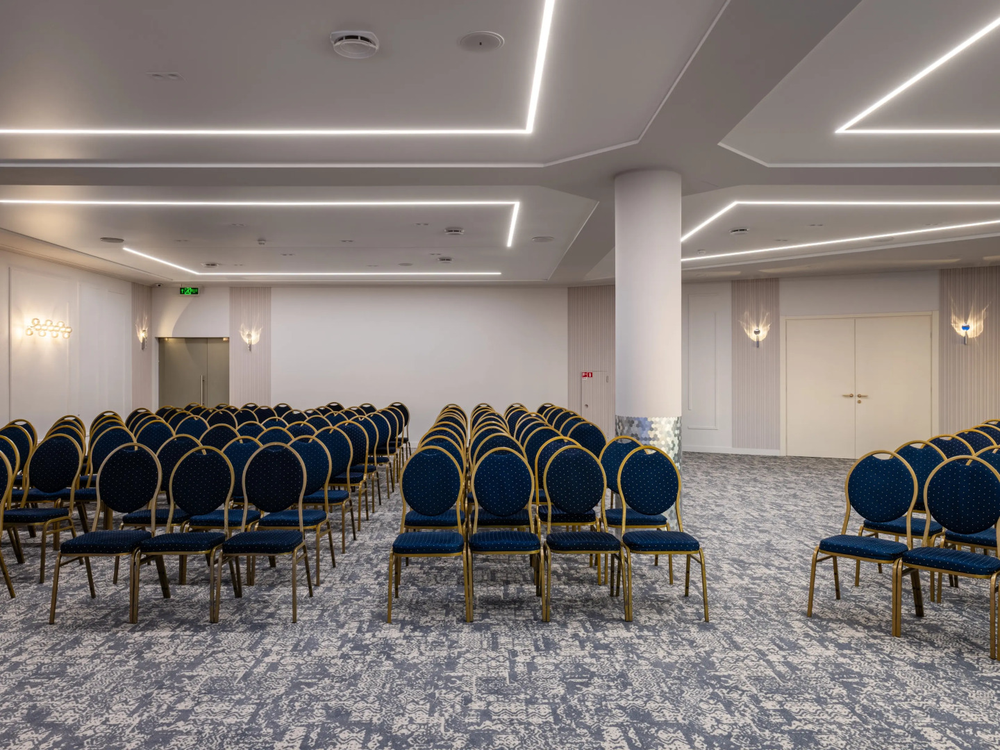 Отель Атриум Палас