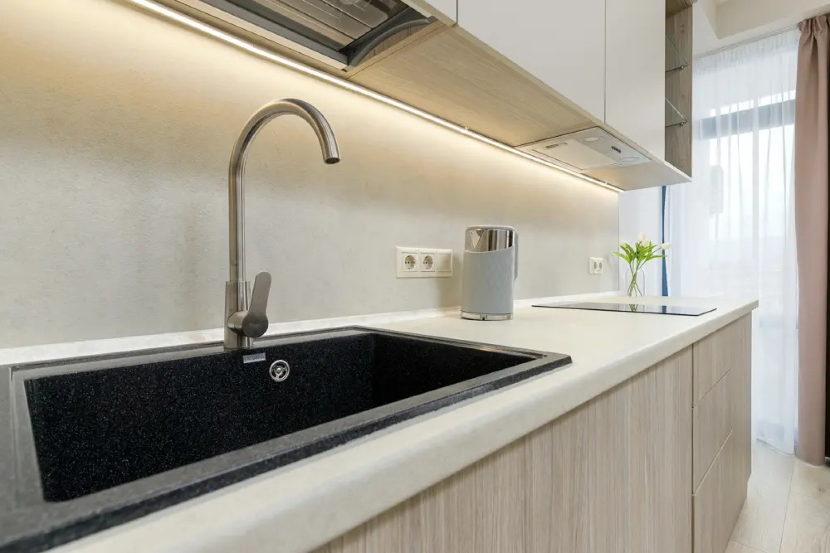 Апартаменты GeoApart Цветочная 30 2