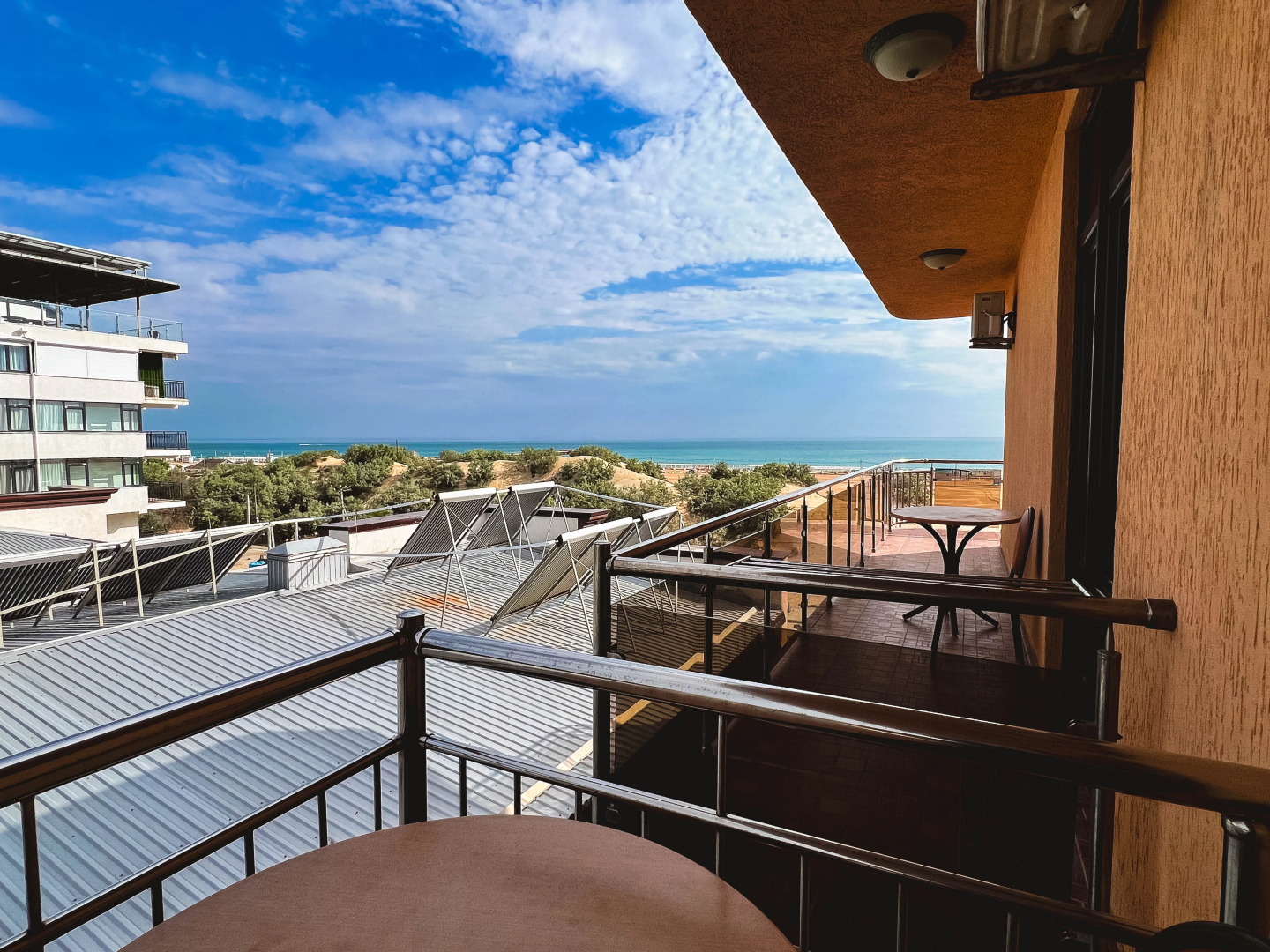 Отель Идеал