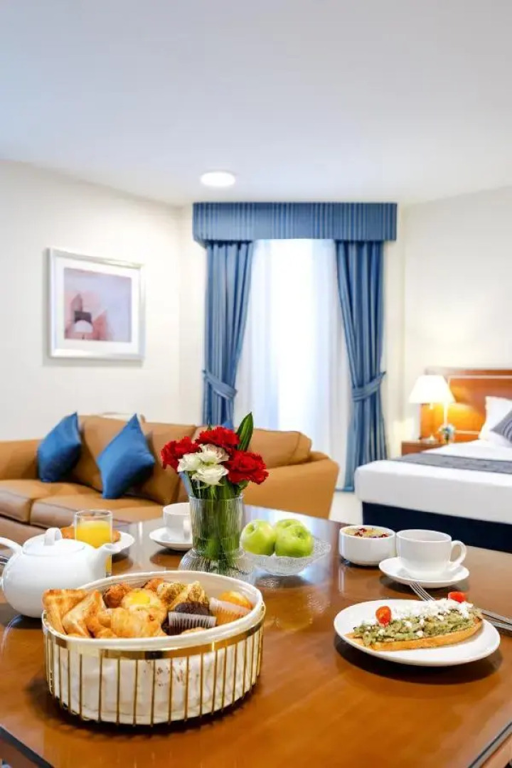 Golden Sands Hotel Apartments