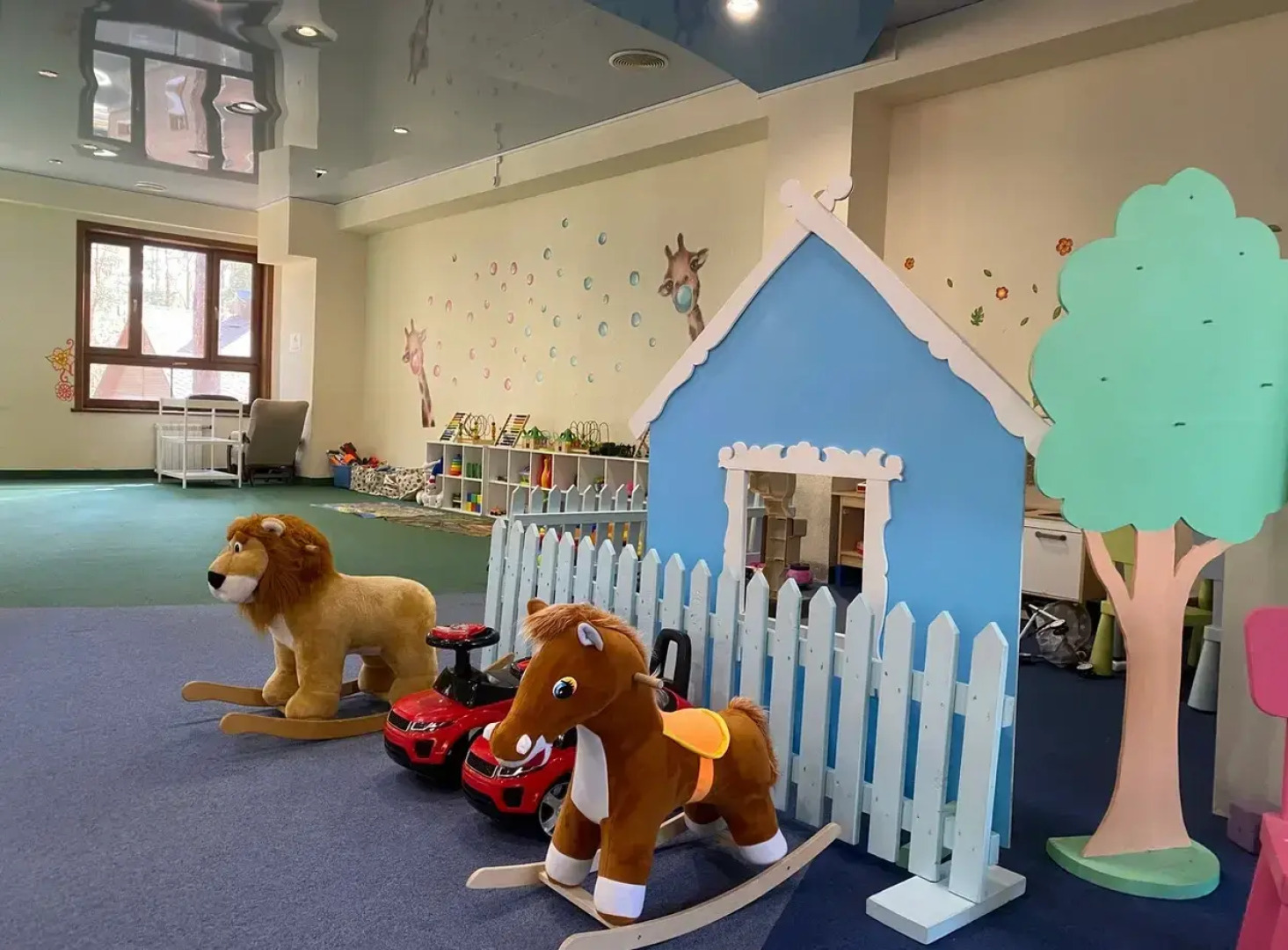 Отель Велес