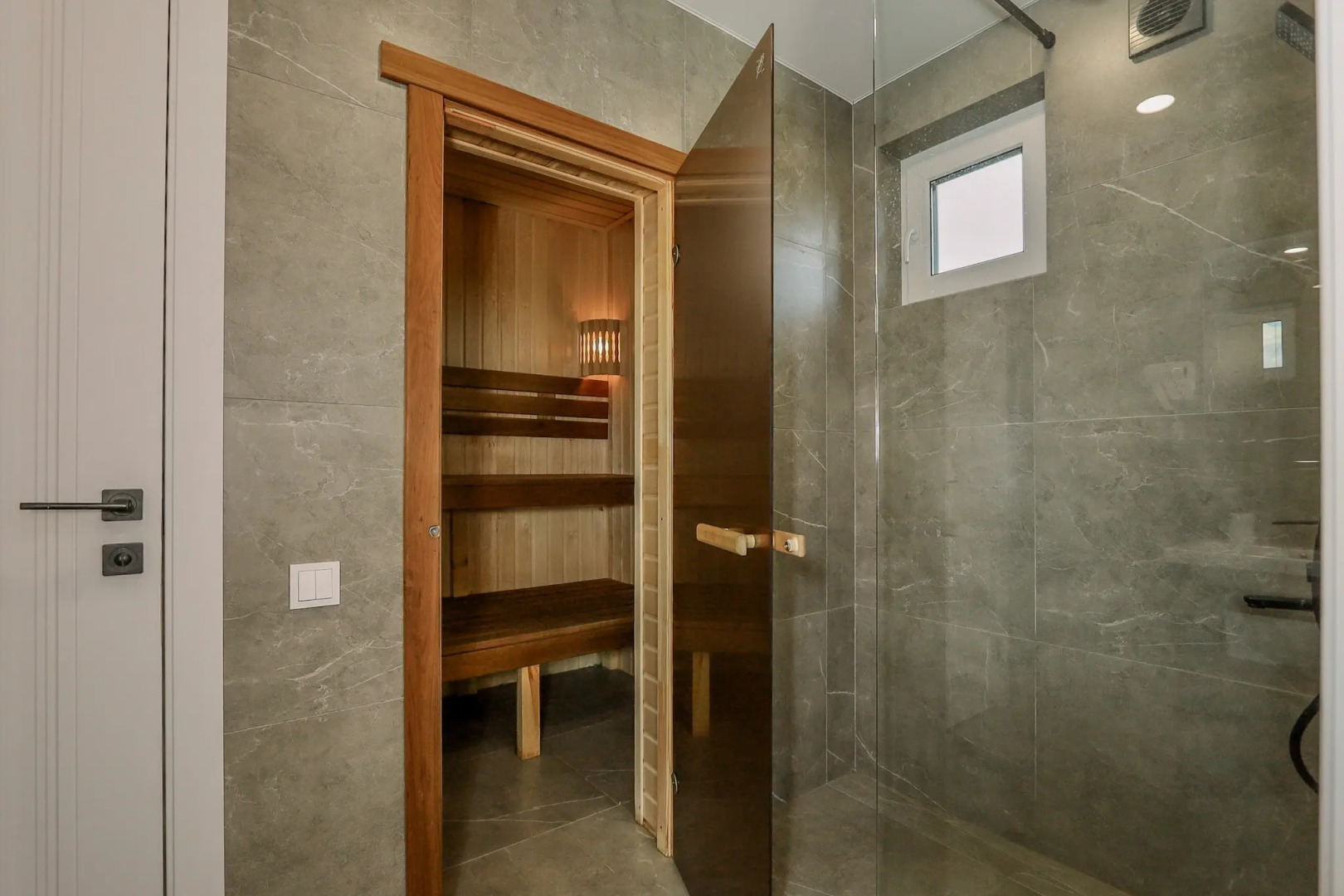 Частный дом Барн Хаус возле горнолыжного курорта Чекерил Уютно Ижевск