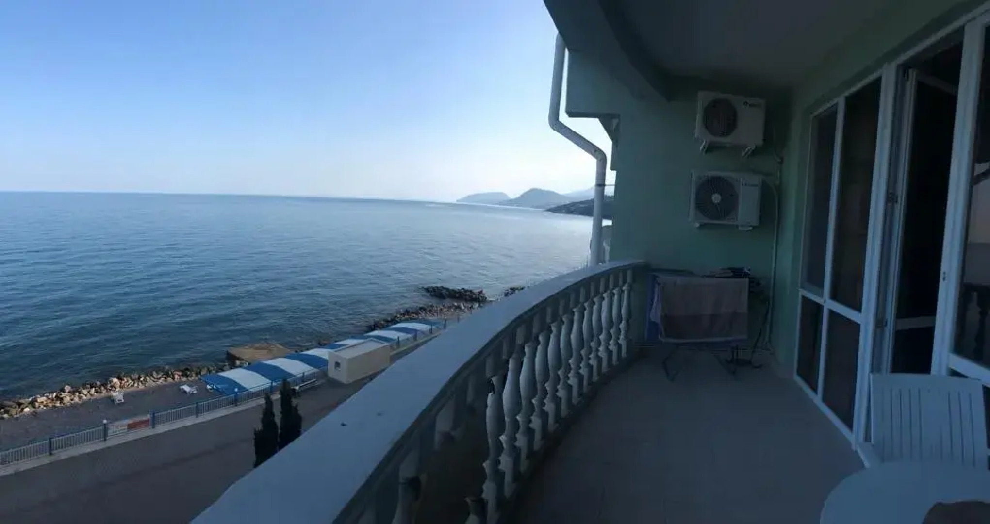 Апартаменты у синего моря