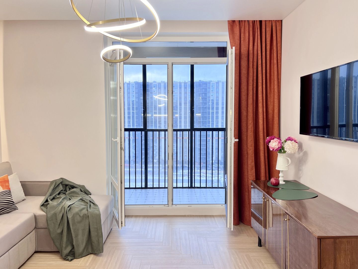 Апартаменты Квартира с панорамными окнами у Финского залива сети 4flats