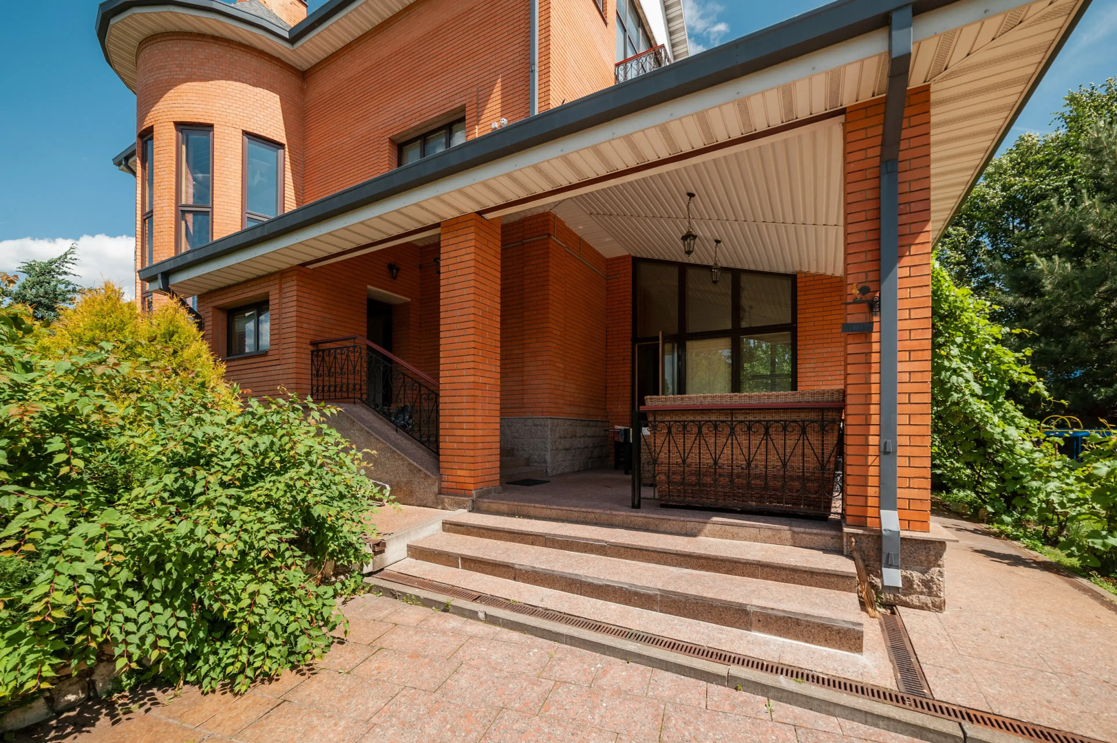 Частный дом Весна