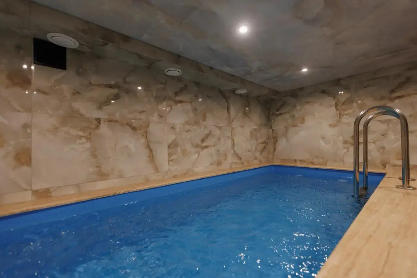 Отель Альпийский