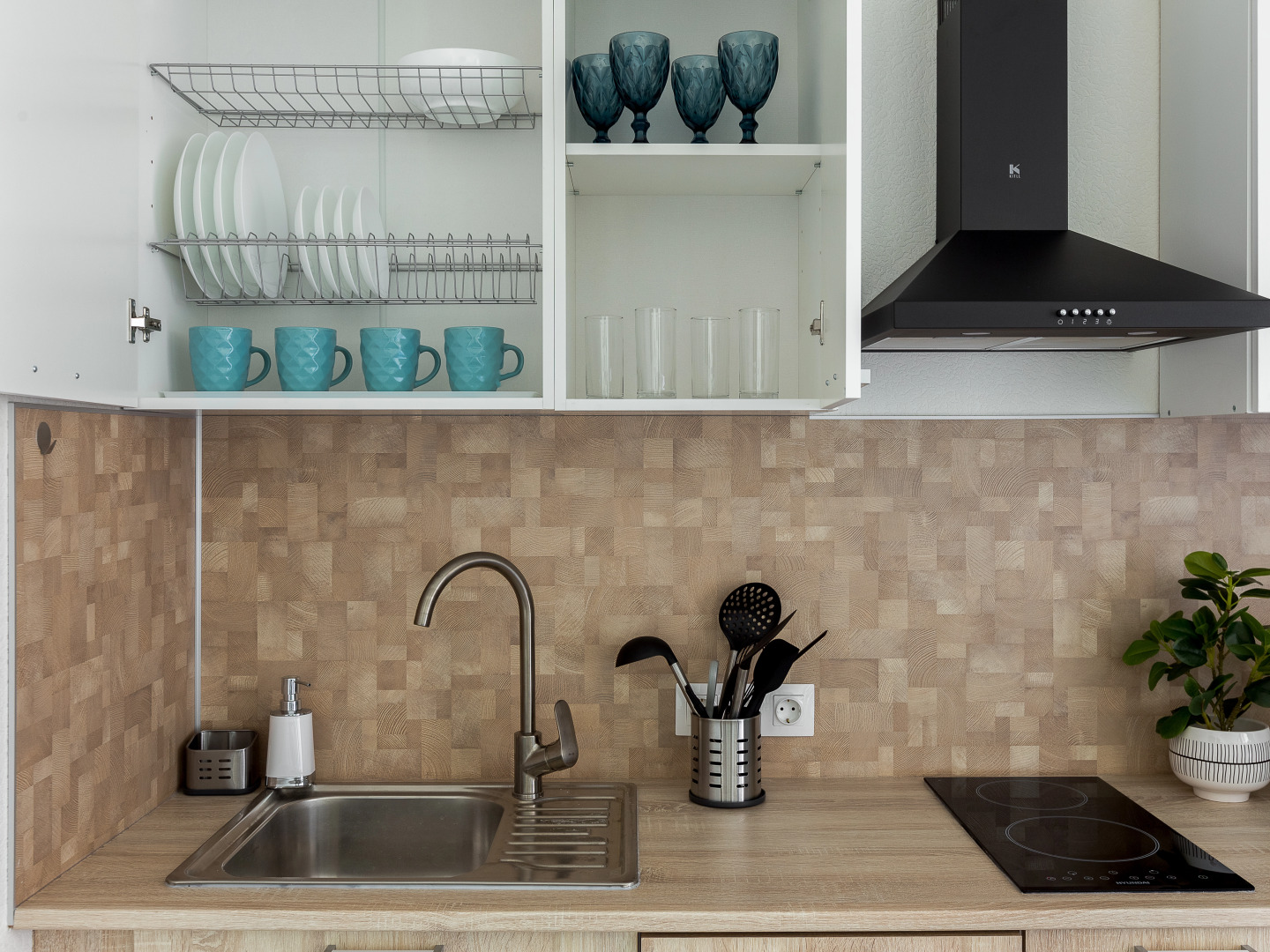 Квартира Moscow Deluxe Apartments Berzarina