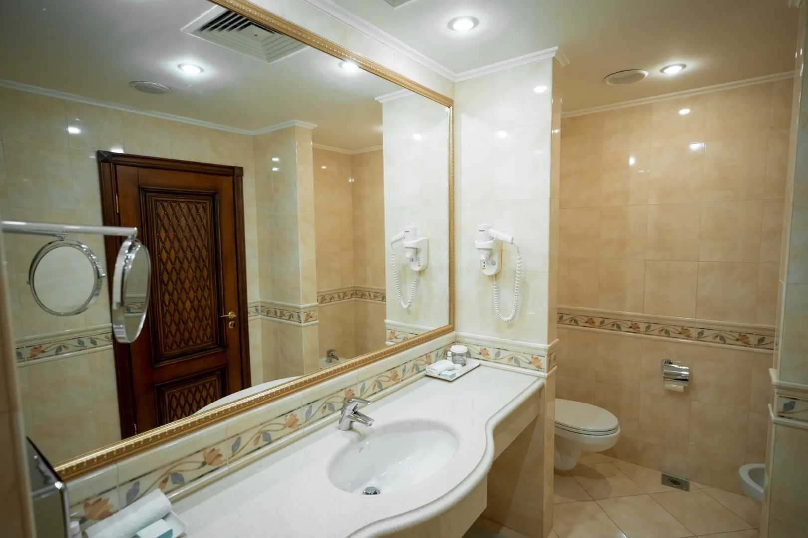 Отель Korston Royal